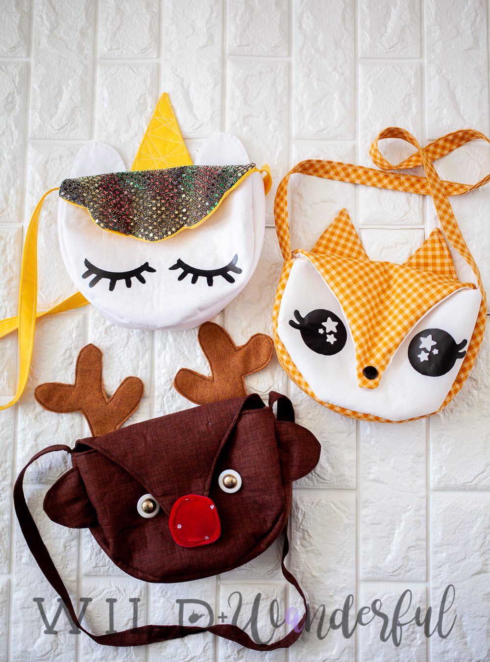 P4P Holiday Freebies :: Critter Clutch