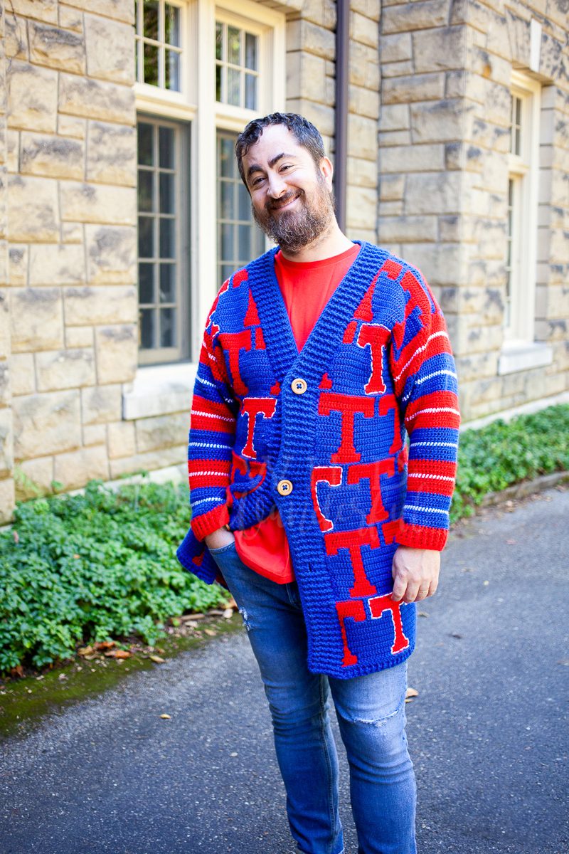Gimme a T! | A Triadelphia-themed Mosiac Crochet Cardigan